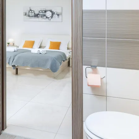 Appartement Beautiful In With Wifi Pula